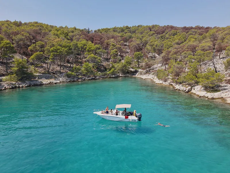 alquiler de barco sin licencia en Premià de Mar, Cataluña